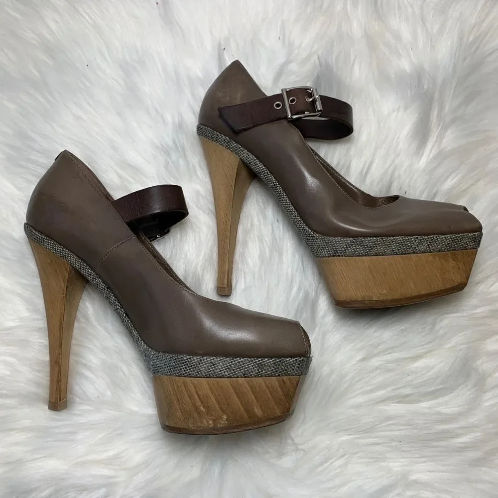 Marni Scarpa Wood Platform Tweed/Leather Platform Pumps‎